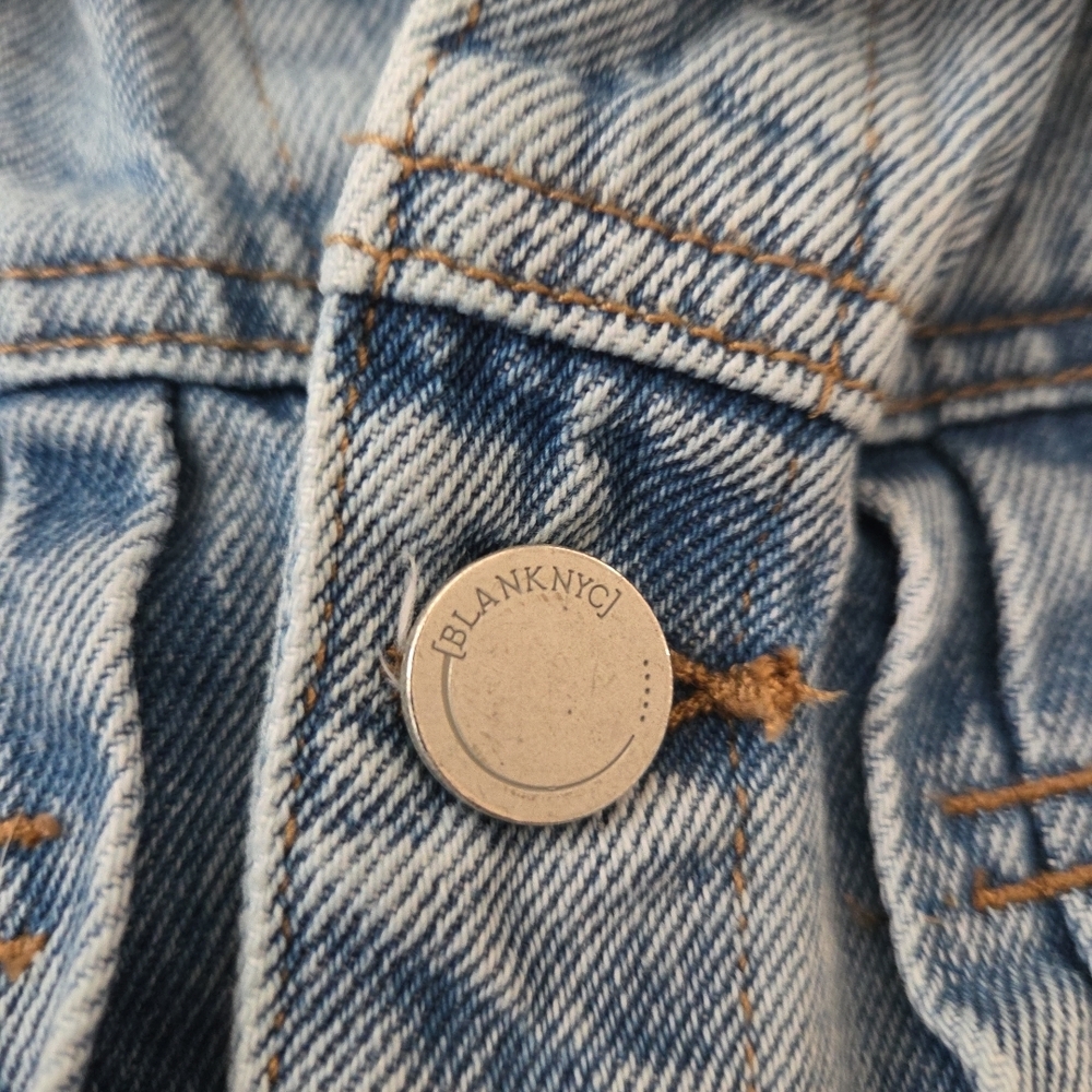 Blank NYC Light Wash Denim Jacket with Contrast Stitching - Picture 5 of 7